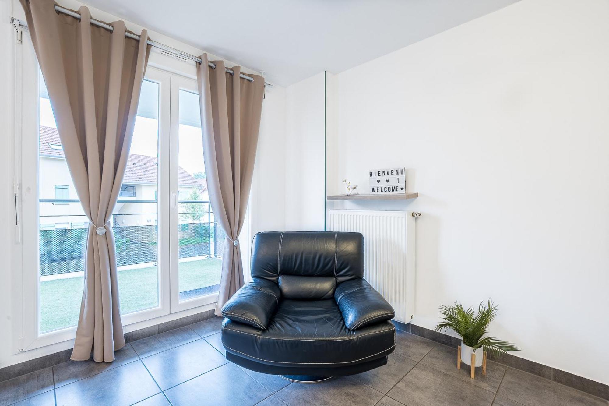 Woippy Spacieux - 4 Pers' - Balcon - 2 Lits - Parking מראה חיצוני תמונה
